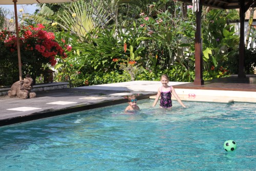 Isabelle and Oliver enjoying the pool.