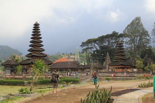 This photo shows a mosque in the middle of the Temple towers.