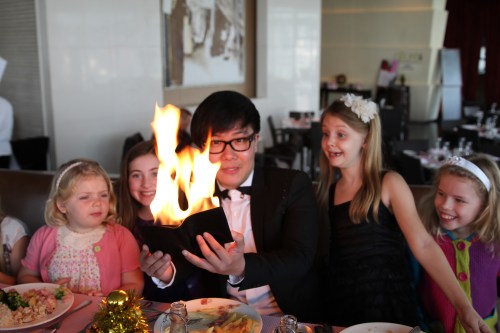 He even made his wallet light up in flames when he opened it to check for the missing card.