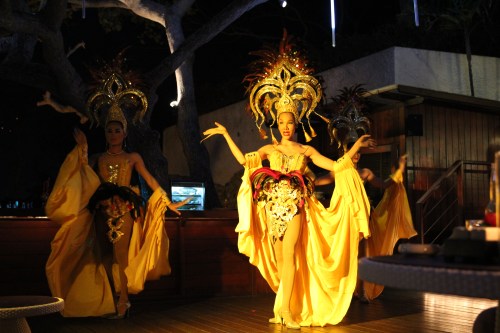 Entertain at Rockpool Restaurant.